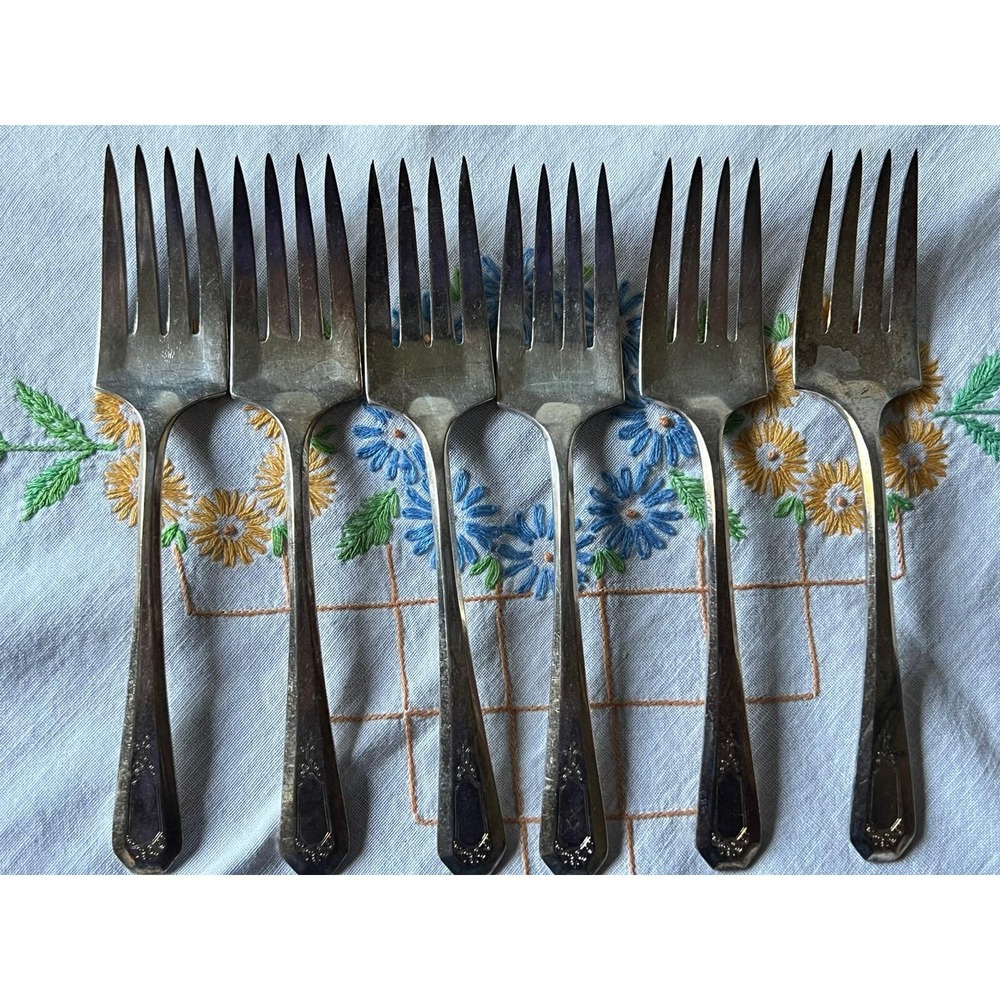 1920 Wm. ROGERS & SON AA La France Salad Fork - set of 6